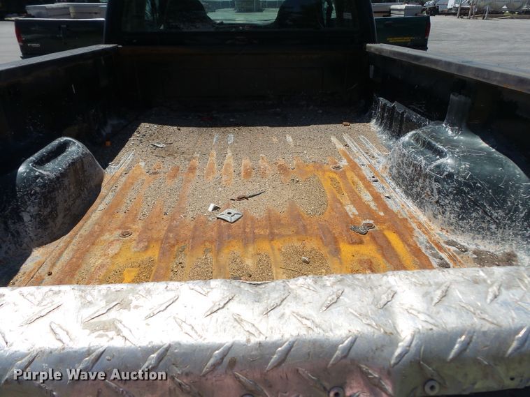 image for item DE7900 2003 Ford F250 Super Duty SuperCab pickup truck