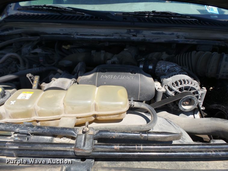 image for item DE7900 2003 Ford F250 Super Duty SuperCab pickup truck