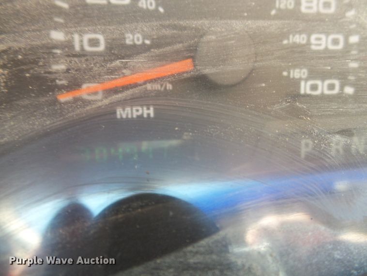 image for item DE7900 2003 Ford F250 Super Duty SuperCab pickup truck