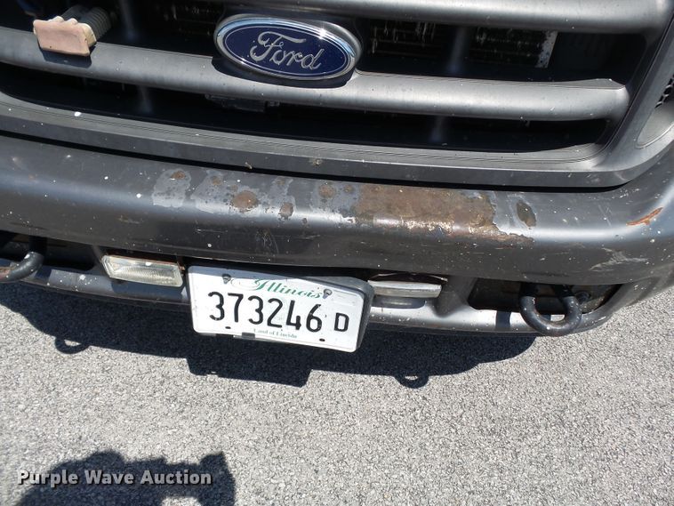 image for item DE7901 2001 Ford F250 Super Duty SuperCab pickup truck