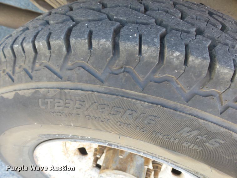 image for item DE7901 2001 Ford F250 Super Duty SuperCab pickup truck