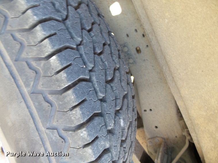 image for item DE7901 2001 Ford F250 Super Duty SuperCab pickup truck