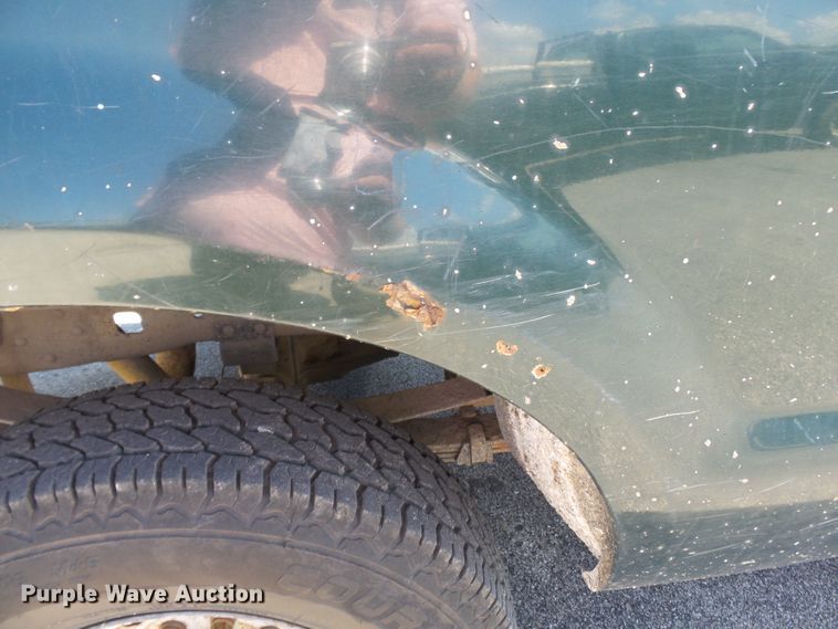 image for item DE7901 2001 Ford F250 Super Duty SuperCab pickup truck