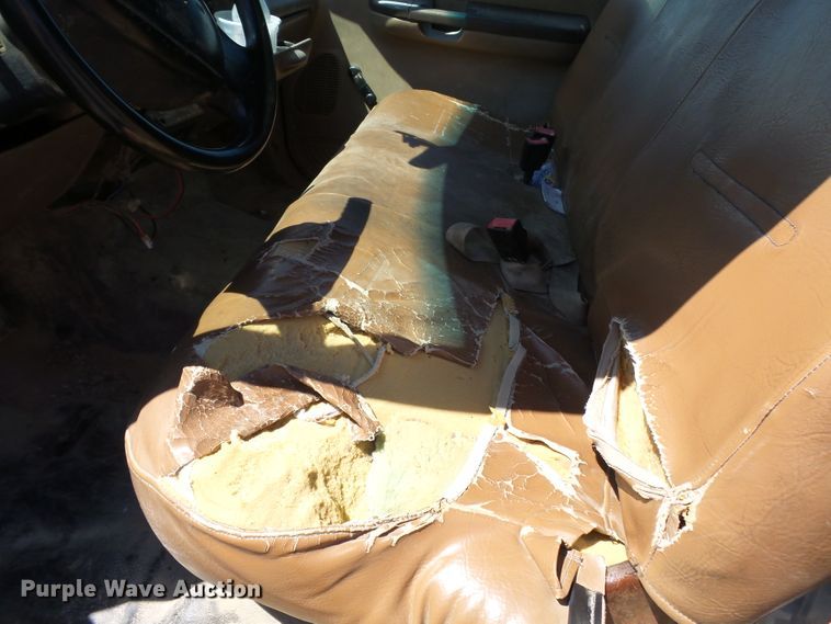 image for item DE7901 2001 Ford F250 Super Duty SuperCab pickup truck