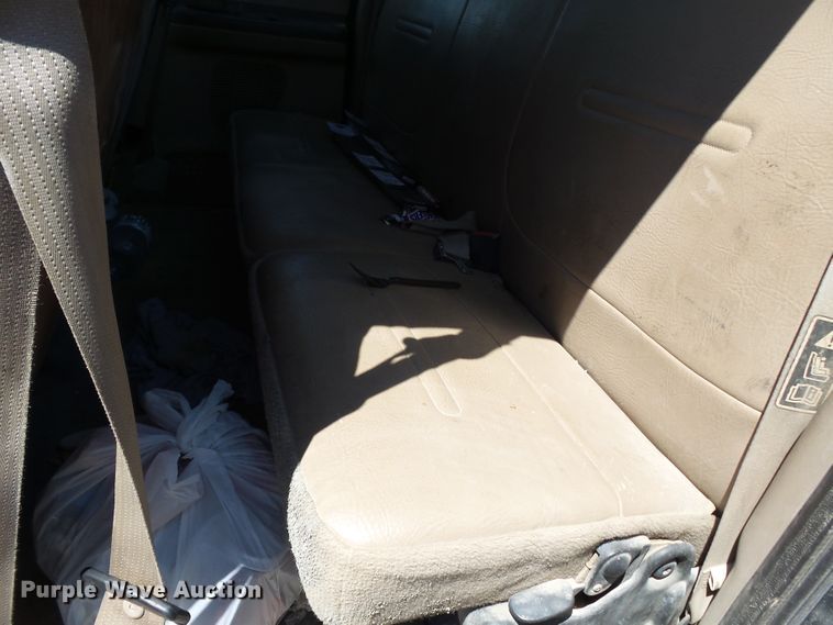 image for item DE7901 2001 Ford F250 Super Duty SuperCab pickup truck