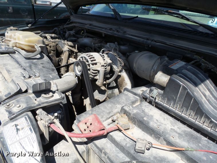 image for item DE7901 2001 Ford F250 Super Duty SuperCab pickup truck