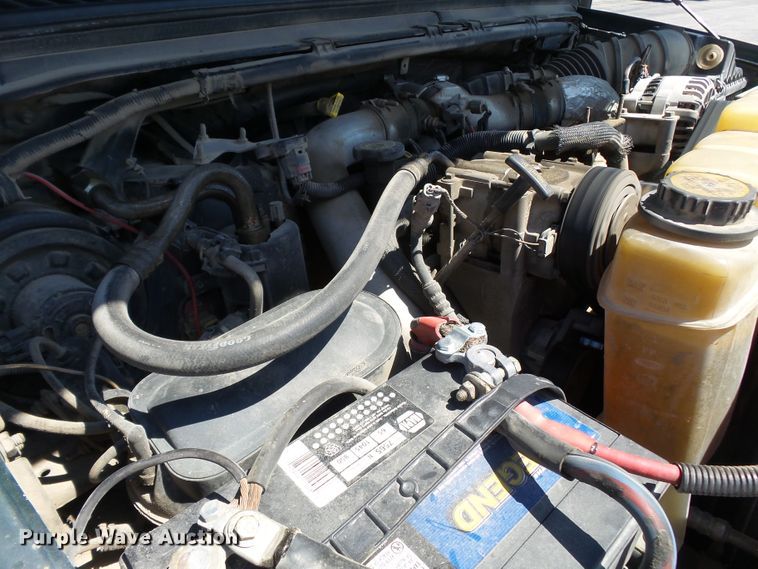 image for item DE7901 2001 Ford F250 Super Duty SuperCab pickup truck