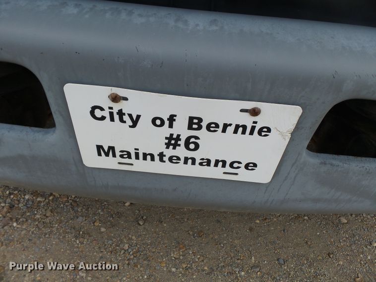 image for item DE7905 2006 GMC C8500 refuse truck