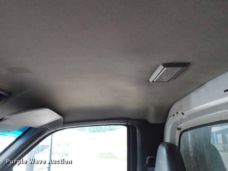 image for item DE7905 2006 GMC C8500 refuse truck