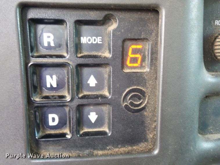 image for item DE7905 2006 GMC C8500 refuse truck