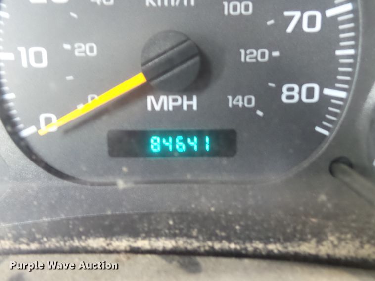 image for item DE7905 2006 GMC C8500 refuse truck