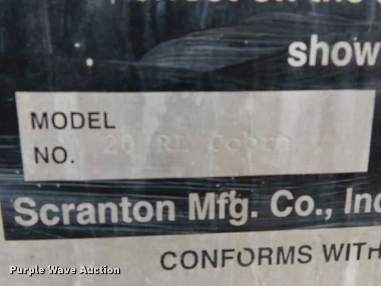 image for item DE7905 2006 GMC C8500 refuse truck