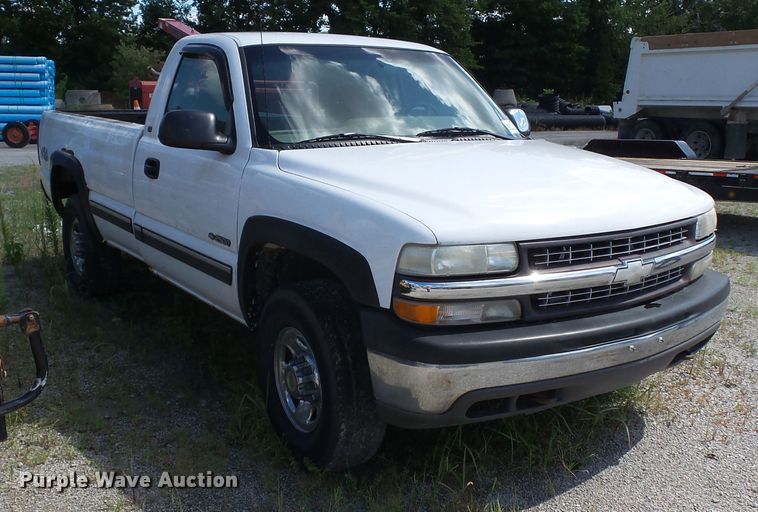 image for item DE7907 2000 Chevrolet 2500 pickup