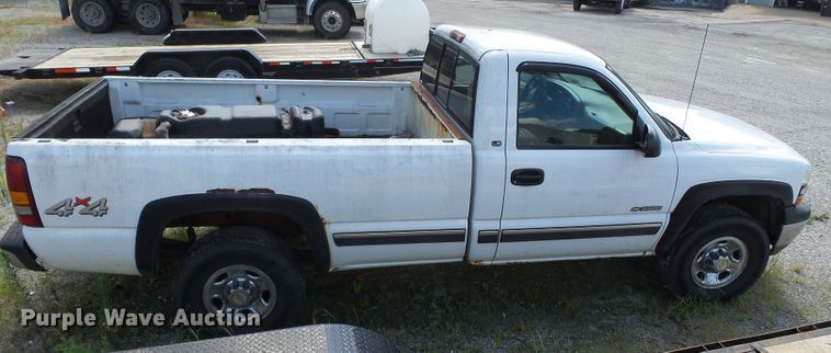image for item DE7907 2000 Chevrolet 2500 pickup