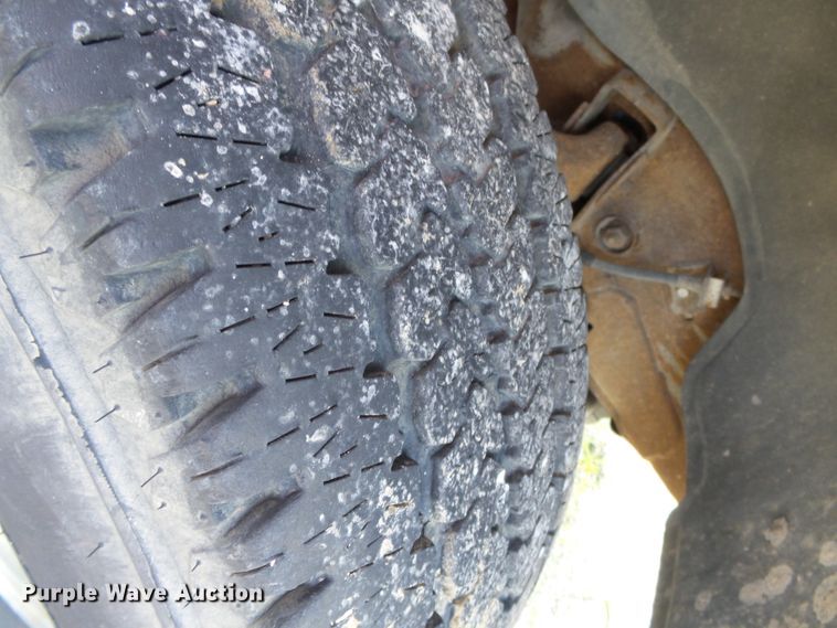 image for item DE7907 2000 Chevrolet 2500 pickup