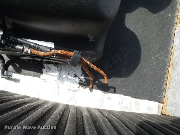 image for item DE7907 2000 Chevrolet 2500 pickup