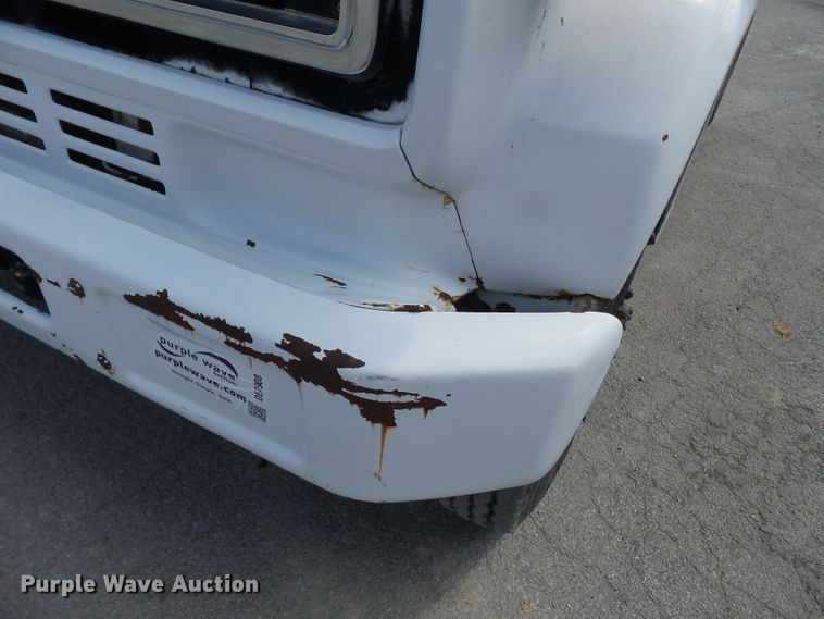 image for item DE7908 1973 GMC dump truck