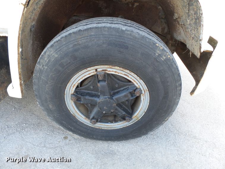 image for item DE7908 1973 GMC dump truck