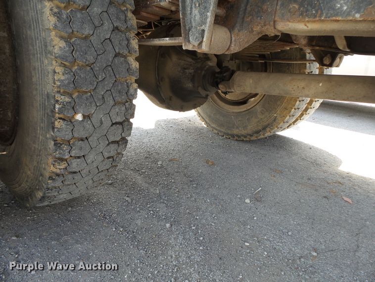 image for item DE7908 1973 GMC dump truck