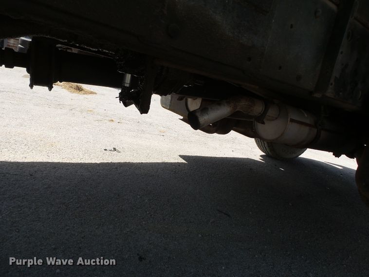 image for item DE7908 1973 GMC dump truck