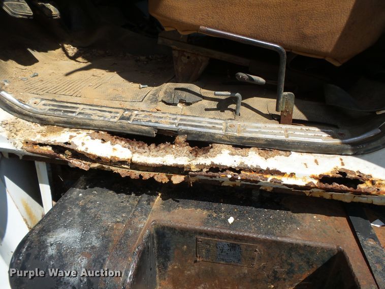 image for item DE7908 1973 GMC dump truck