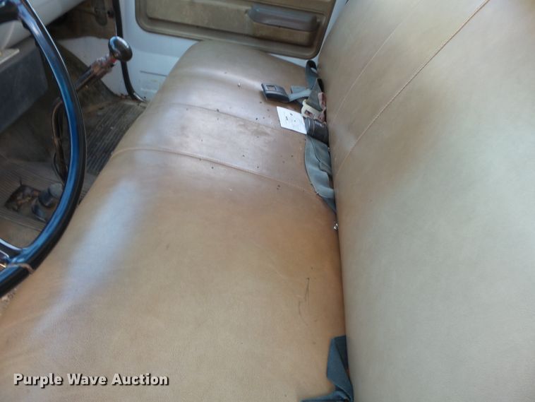 image for item DE7908 1973 GMC dump truck