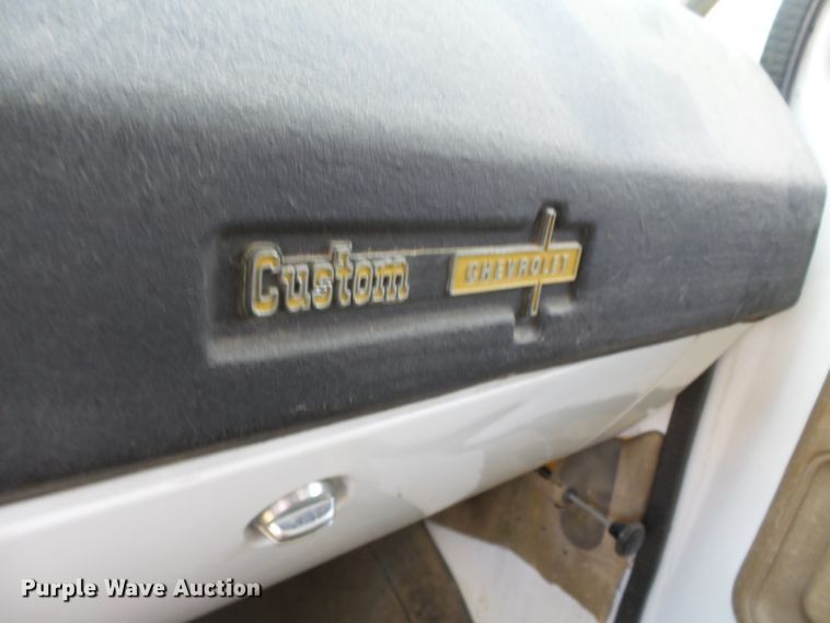 image for item DE7908 1973 GMC dump truck