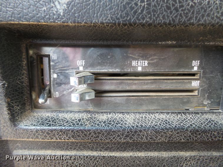 image for item DE7908 1973 GMC dump truck