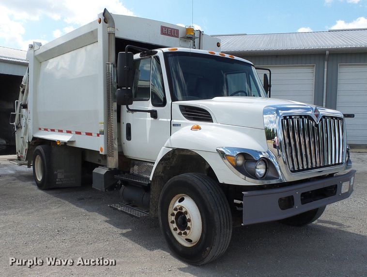 image for item DE7909 2010 International WorkStar 7300 refuse truck