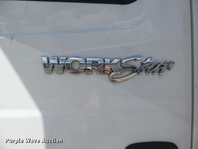 image for item DE7909 2010 International WorkStar 7300 refuse truck