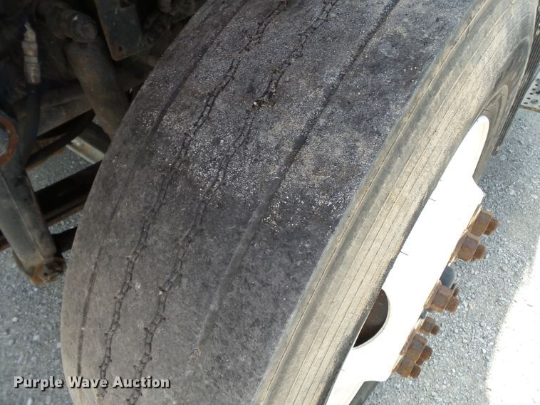 image for item DE7909 2010 International WorkStar 7300 refuse truck