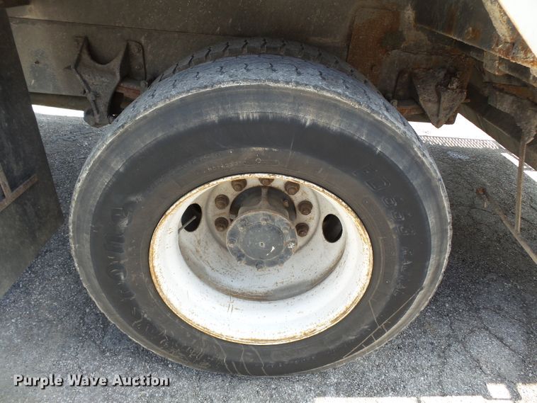 image for item DE7909 2010 International WorkStar 7300 refuse truck