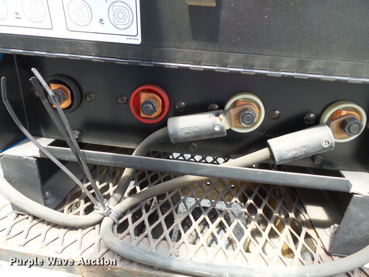 image for item DE7911 Miller 901564 welder