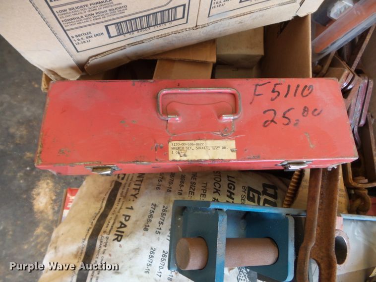 image for item DE7915 Tools