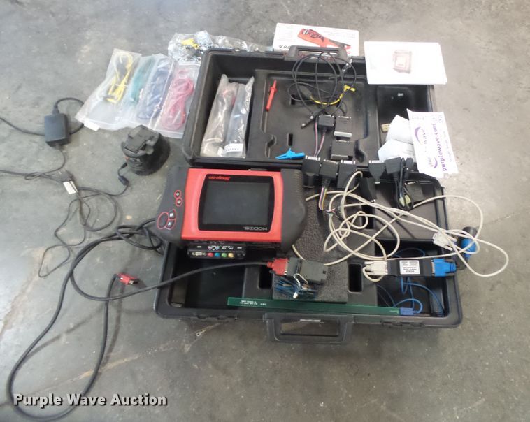 image for item DE7923 Snap-on EEMS360 scan tool