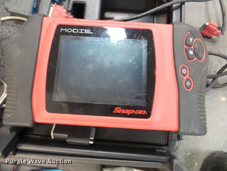 image for item DE7923 Snap-on EEMS360 scan tool