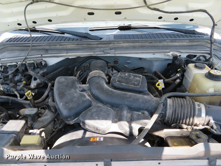 image for item DE8184 2008 Ford F350 Super Duty XL SuperCab utility bed pickup truck