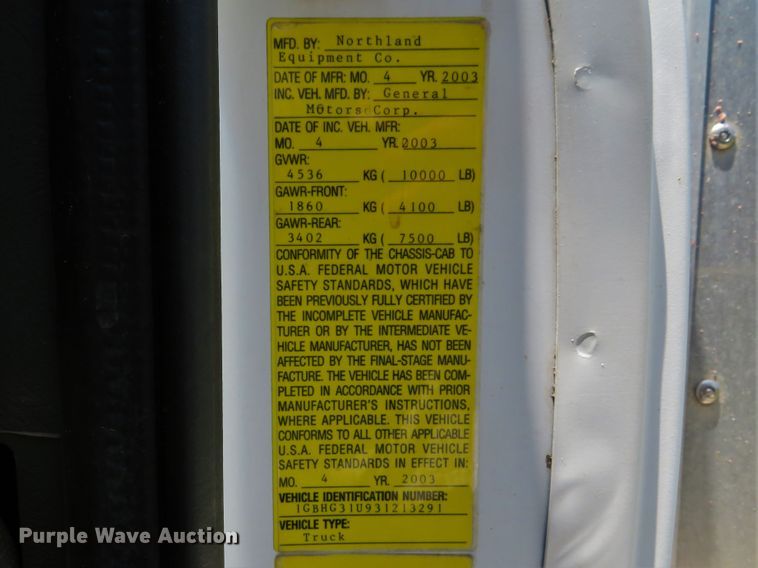 image for item DE8185 2003 Chevrolet Express 3500 box truck