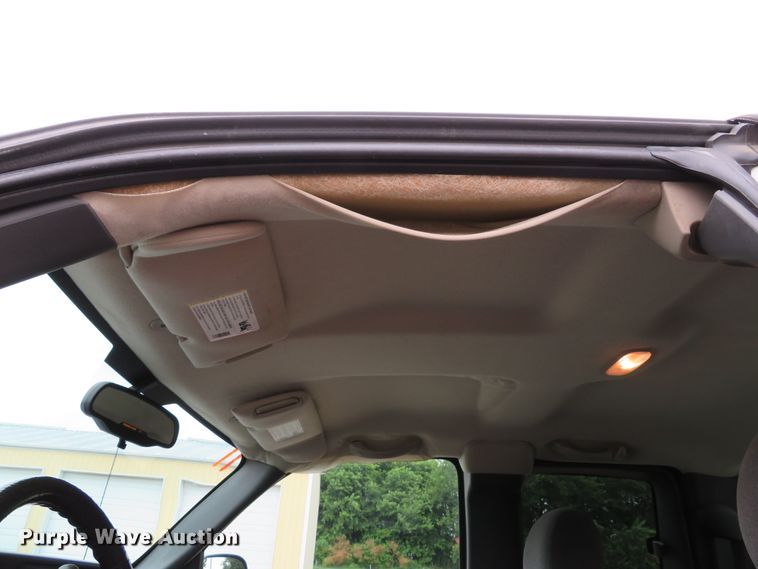 image for item DE8190 2006 Chevrolet Silverado 1500 LS Ext. Cab pickup truck