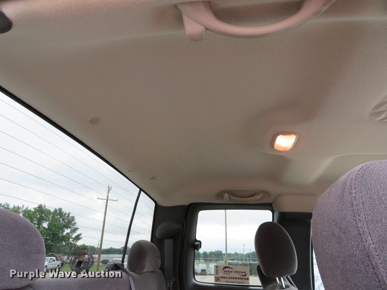 image for item DE8190 2006 Chevrolet Silverado 1500 LS Ext. Cab pickup truck