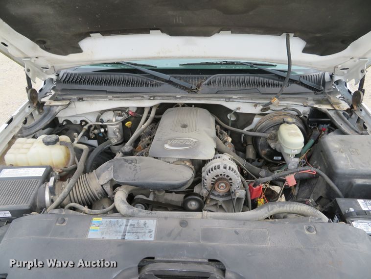 image for item DE8190 2006 Chevrolet Silverado 1500 LS Ext. Cab pickup truck