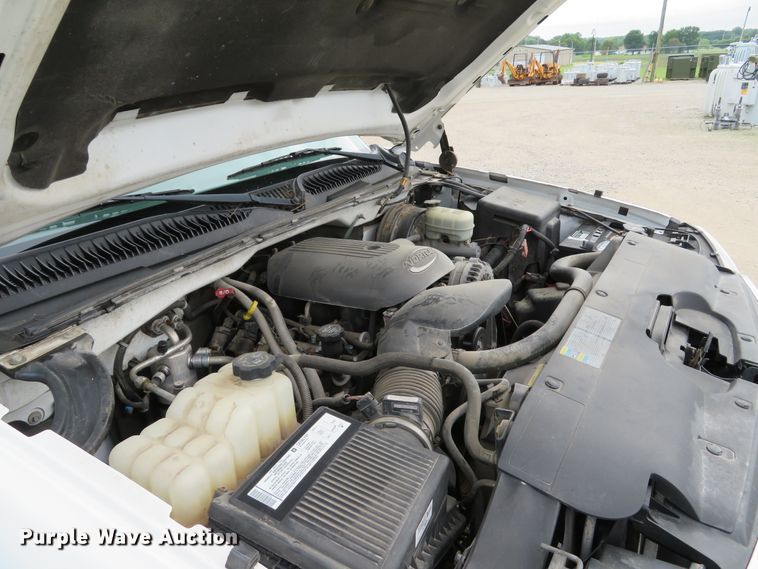 image for item DE8190 2006 Chevrolet Silverado 1500 LS Ext. Cab pickup truck