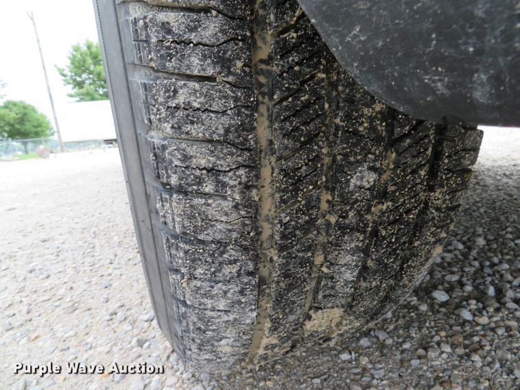 image for item DE8190 2006 Chevrolet Silverado 1500 LS Ext. Cab pickup truck