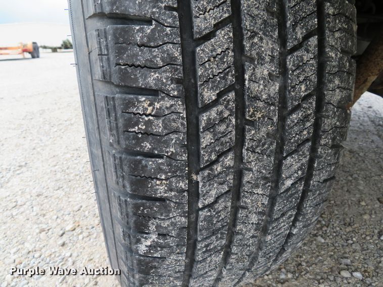 image for item DE8190 2006 Chevrolet Silverado 1500 LS Ext. Cab pickup truck