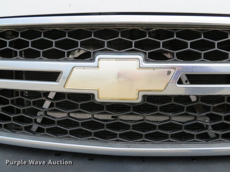 image for item DE8190 2006 Chevrolet Silverado 1500 LS Ext. Cab pickup truck