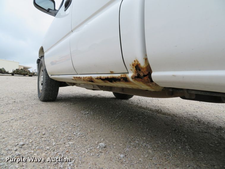 image for item DE8191 2005 Chevrolet Silverado 1500 LS Ext. Cab pickup truck