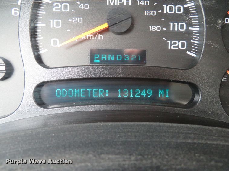 image for item DE8191 2005 Chevrolet Silverado 1500 LS Ext. Cab pickup truck