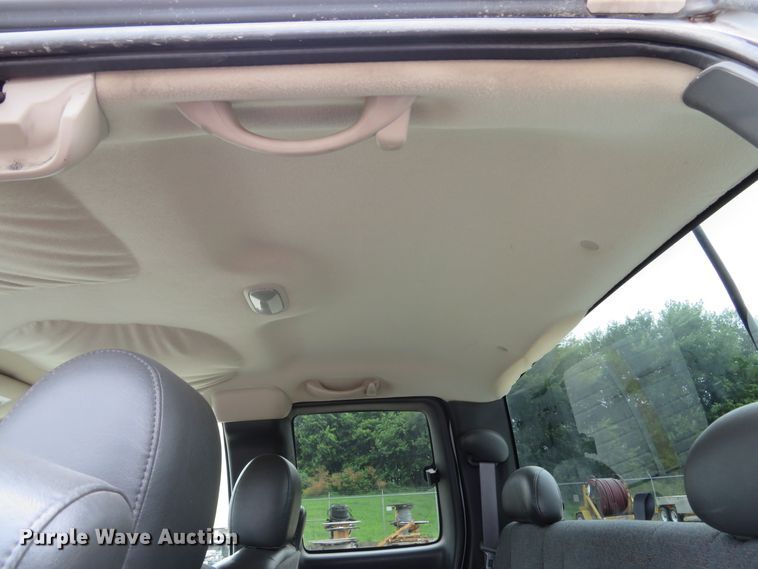 image for item DE8191 2005 Chevrolet Silverado 1500 LS Ext. Cab pickup truck