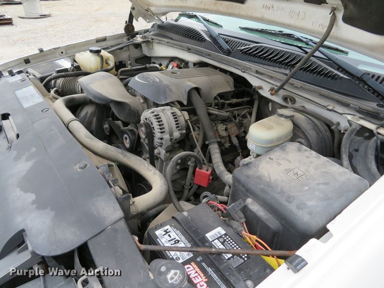 image for item DE8191 2005 Chevrolet Silverado 1500 LS Ext. Cab pickup truck