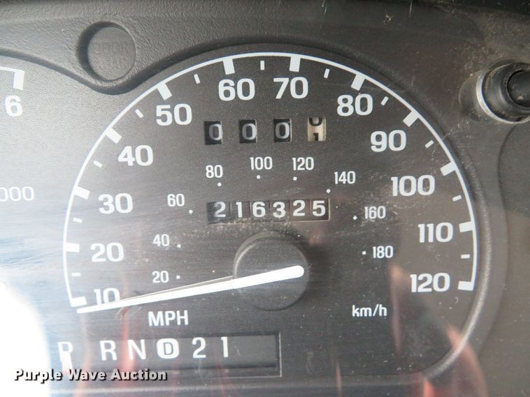 image for item DE8192 1998 Ford Explorer SUV